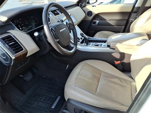 Used 2020 Land Rover Range Rover Sport HSE image 5