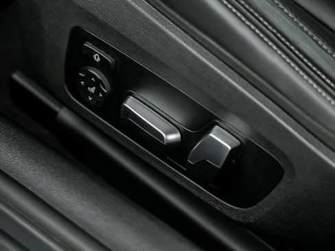 Used 2019 BMW M850i xDrive Convertible image 30