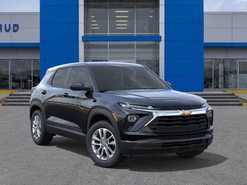 New 2026 Chevrolet TrailBlazer LS w/ LS Convenience Package AWD/4WD image 7