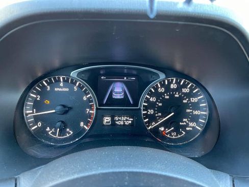 Used 2015 Nissan Pathfinder S image 37