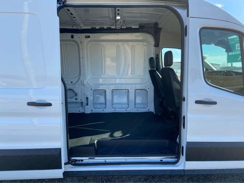 New 2025 Ford Transit 250 148 Medium Roof image 14