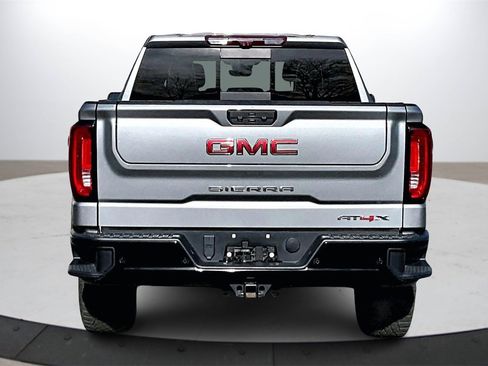 Used 2023 GMC Sierra 1500 AT4X image 8