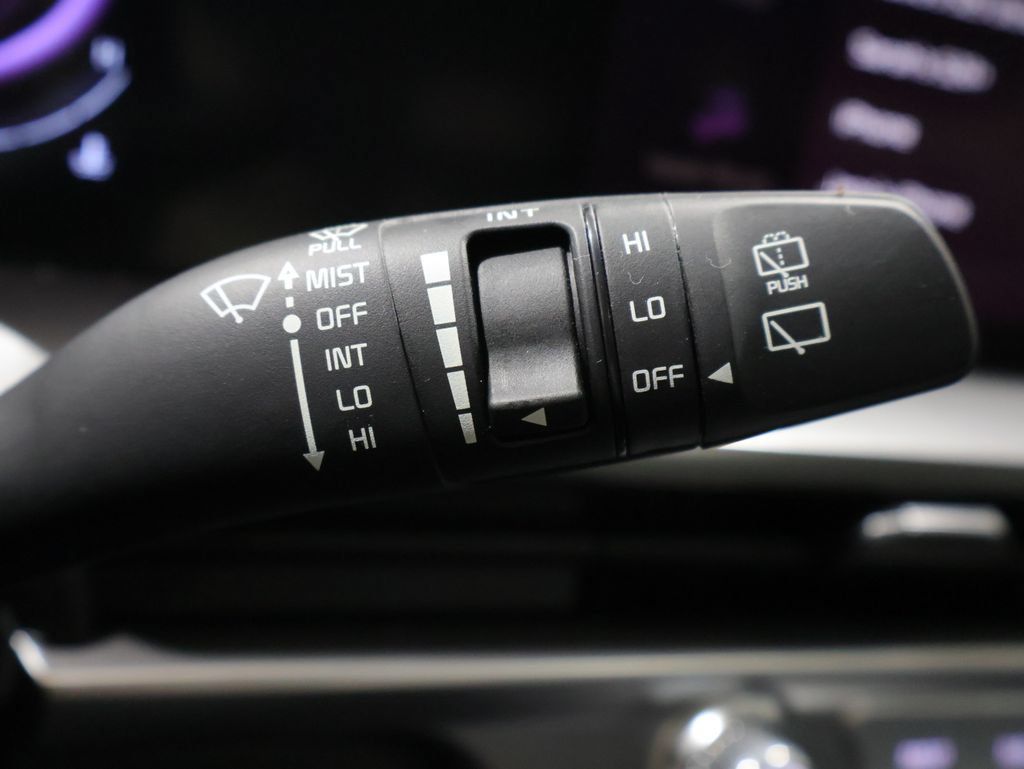 Used 2025 Kia Telluride S AWD/4WD image 44