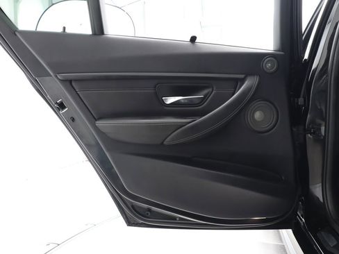 Used 2016 BMW M3 image 44