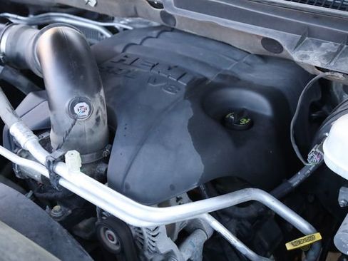 Used 2015 RAM 1500 Sport w/ Convenience Group image 9