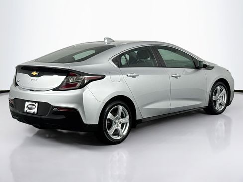 Used 2018 Chevrolet Volt LT image 11