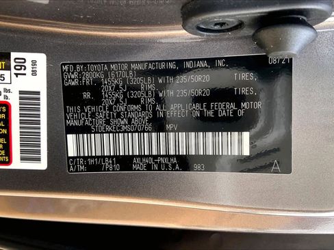 Certified 2021 Toyota Sienna Platinum image 65