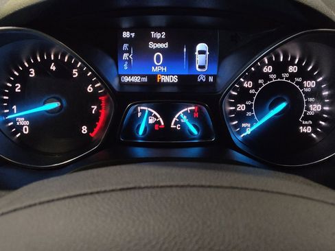 Used 2019 Ford Escape SE FWD image 23