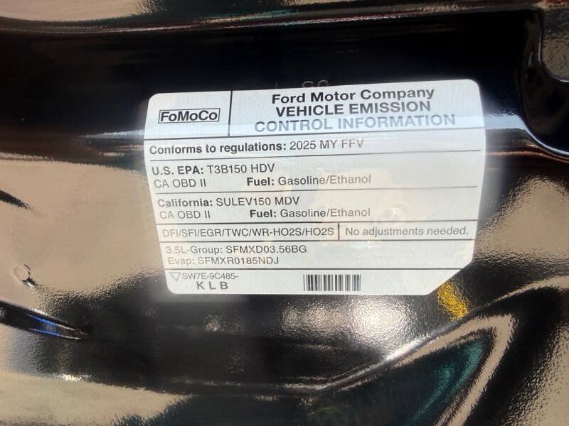 Used 2025 Ford Transit 250 148 Medium Roof RWD image 19