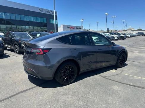 Used 2020 Tesla Model Y Long Range AWD/4WD image 12