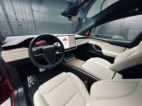 Used 2023 Tesla Model X AWD/4WD image 16