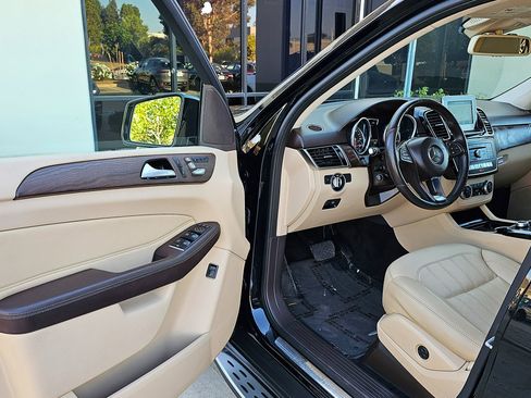 Used 2018 Mercedes-Benz GLE 350 image 13