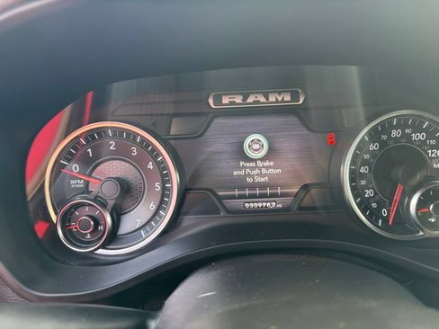 Used 2022 RAM 1500 Big Horn AWD/4WD image 7