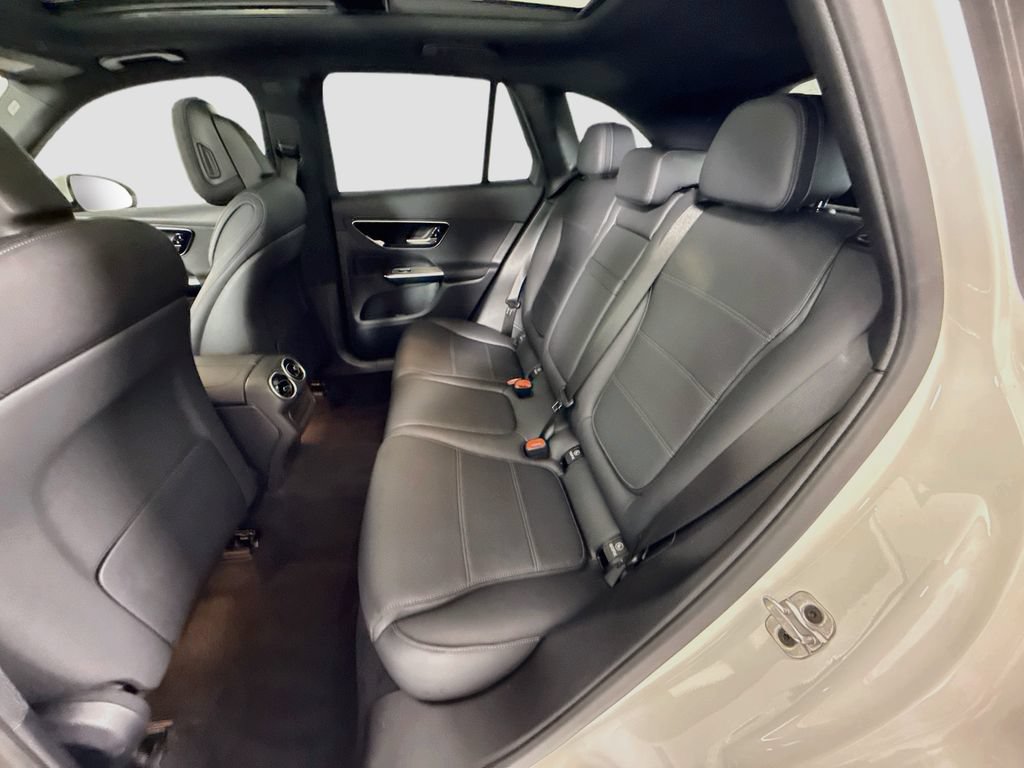 Certified 2026 Mercedes-Benz GLC 300 4MATIC image 21