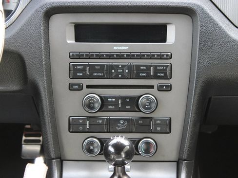 Used 2011 Ford Mustang GT Premium RWD image 19
