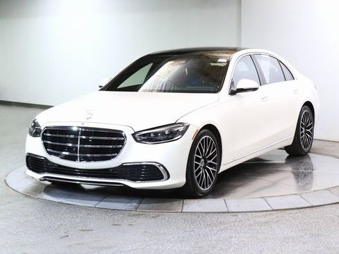 Used 2023 Mercedes-Benz S 580 4MATIC Sedan image 16