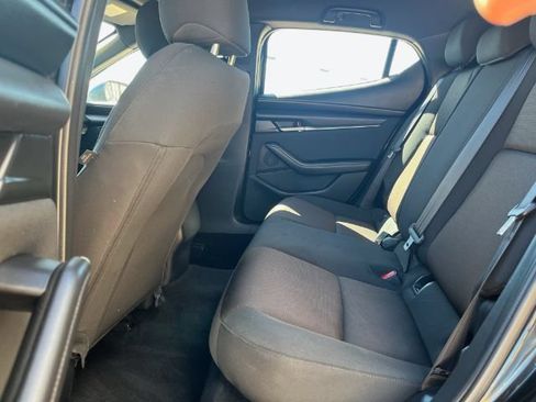 Used 2021 MAZDA MAZDA3 s FWD image 13