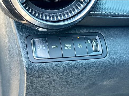 Used 2025 Chevrolet Equinox LT AWD/4WD image 10
