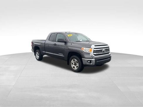 Used 2016 Toyota Tundra SR5 image 7