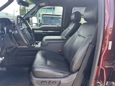 Used 2016 Ford F250 Lariat w/ Chrome Package image 12