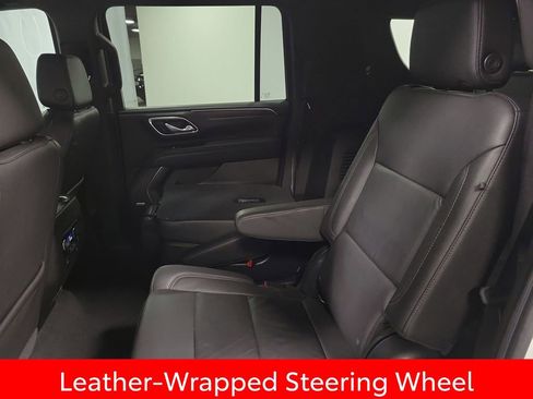 Used 2021 Chevrolet Suburban LT image 22