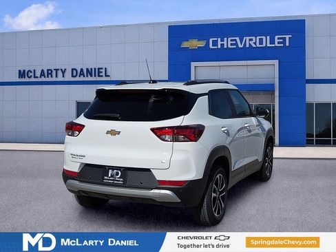 New 2026 Chevrolet TrailBlazer LT w/ Convenience Package FWD image 5