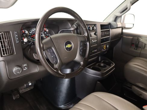 Used 2021 Chevrolet Express 2500 w/ Driver Convenience Package image 2