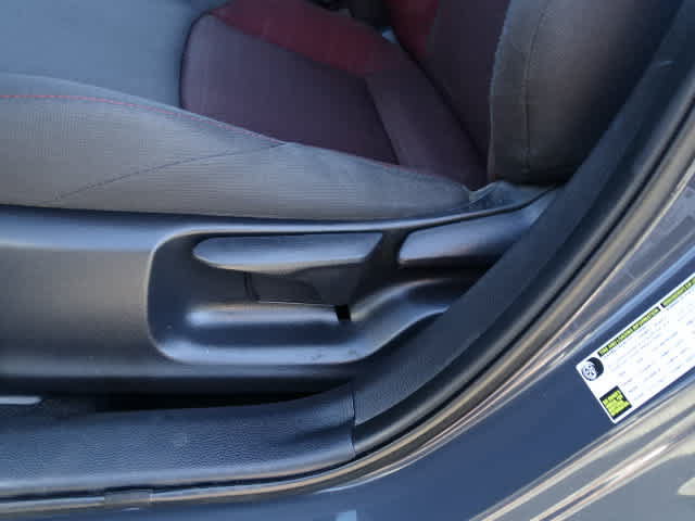 Used 2023 Toyota Corolla SE w/ Carpet Mat Package (TMS) FWD image 17