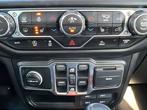 Used 2020 Jeep Gladiator Sport w/ Quick Order Package 24S image 29