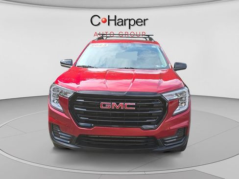 Used 2023 GMC Terrain SLE w/ Driver Convenience Package AWD/4WD image 8