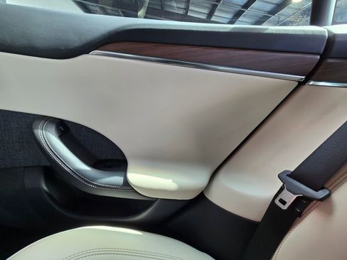 Used 2021 Tesla Model S Long Range image 22