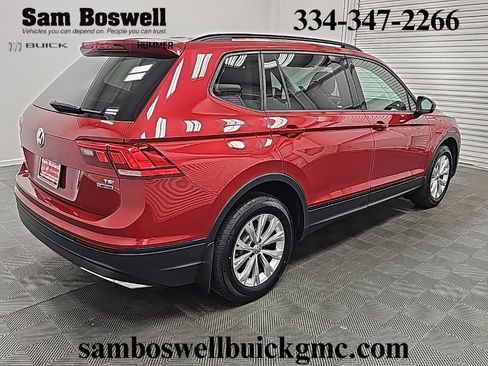 Used 2018 Volkswagen Tiguan S w/ 3rd Row Seat Package image 8