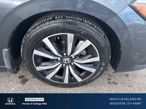 Certified 2024 Honda Civic EX image 4