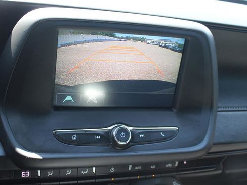 Used 2016 Chevrolet Camaro LT RWD image 12