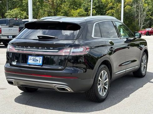 Used 2021 Lincoln Nautilus FWD w/ Equipment Group 101A image 5