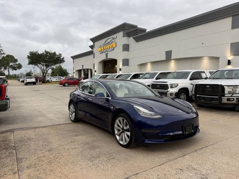 Used 2018 Tesla Model 3 Long Range AWD/4WD image 40