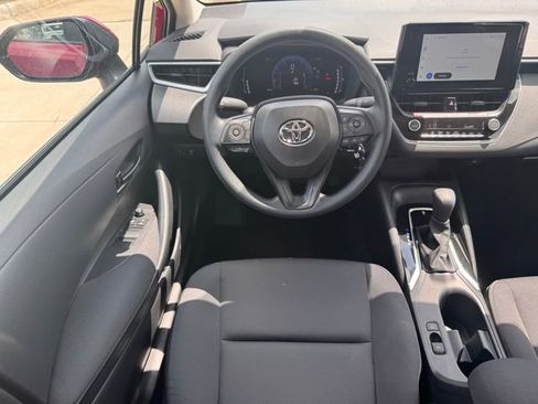 Used 2026 Toyota Corolla LE FWD image 20