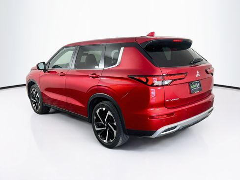 Used 2024 Mitsubishi Outlander SE AWD/4WD image 5