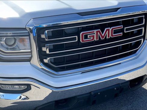 Used 2016 GMC Sierra 1500 SLE w/ Suspension Package, Off-Road image 29