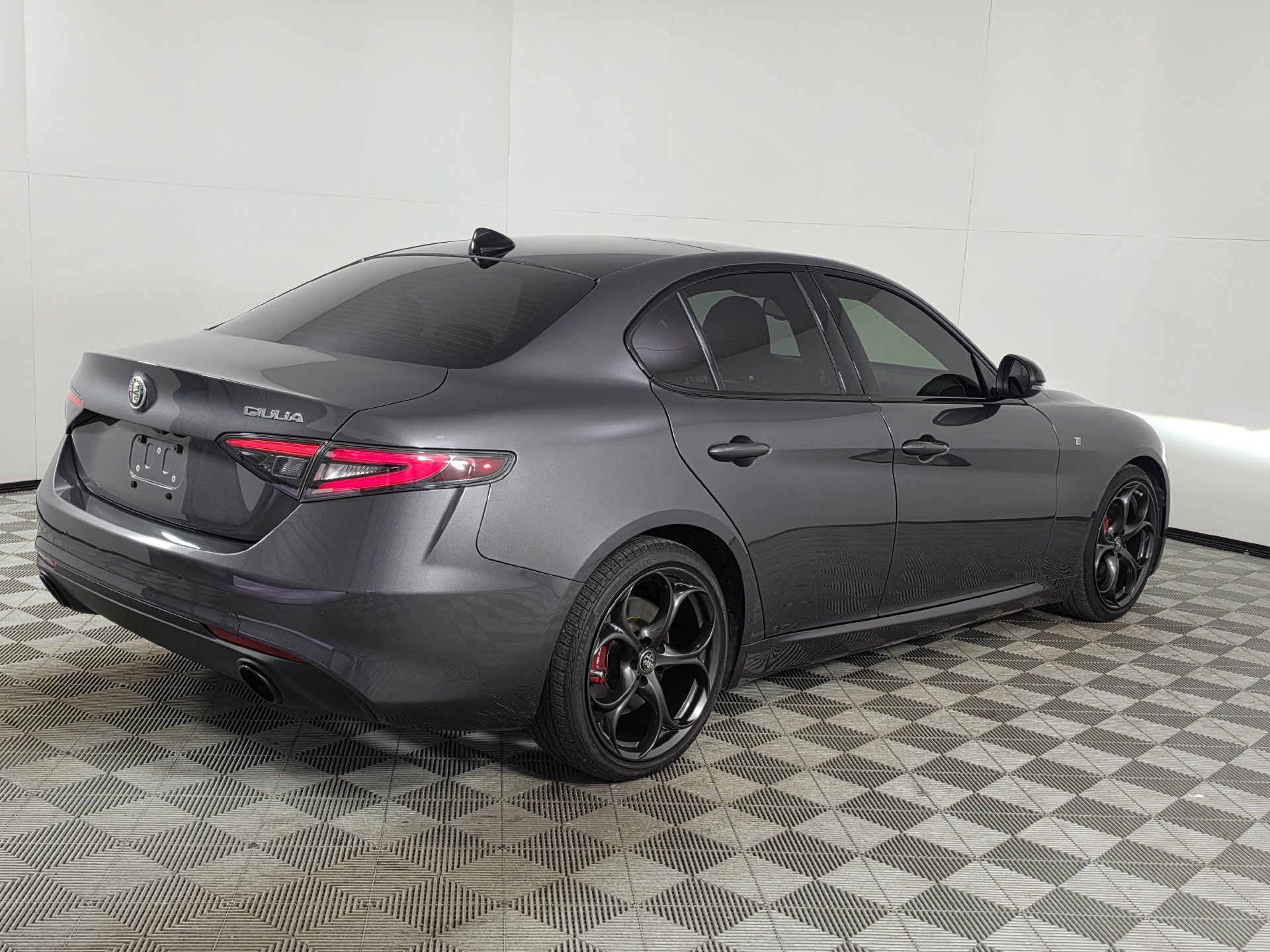Used 2024 Alfa Romeo Giulia Ti w/ Performance Driving Package RWD image 44