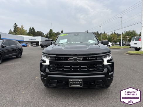 Used 2024 Chevrolet Silverado 1500 RST w/ Z71 Off-Road Package AWD/4WD image 8