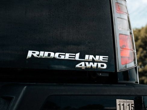 Used 2014 Honda Ridgeline Sport image 16