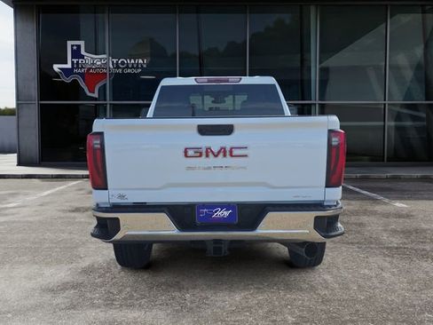 New 2026 GMC Sierra 2500 SLT w/ SLT Convenience Package AWD/4WD image 4