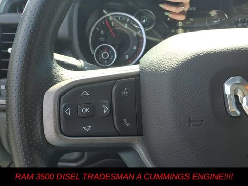 Used 2024 RAM 3500 Tradesman w/ Chrome Appearance Group AWD/4WD image 21