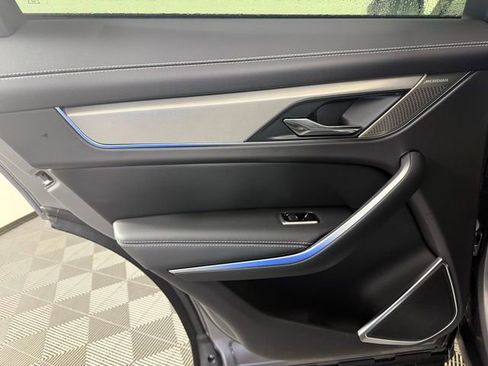 Used 2025 Jaguar F-PACE R-Dynamic S image 24