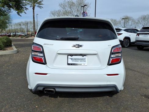 Used 2018 Chevrolet Sonic LT w/ Convenience Package image 6