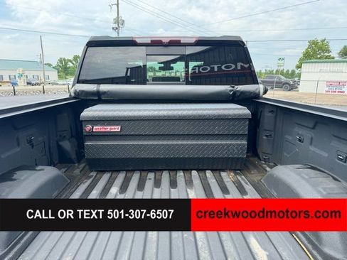 Used 2021 Chevrolet Silverado 2500 LTZ w/ Carhartt Edition AWD/4WD image 17