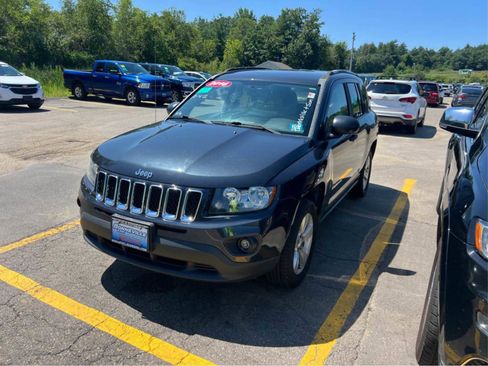 Used 2016 Jeep Compass Sport AWD/4WD image 1