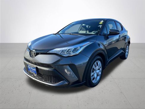 Used 2020 Toyota C-HR LE image 2