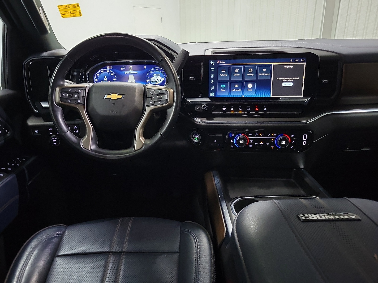 Used 2024 Chevrolet Silverado 2500 High Country w/ LPO, Dark Essentials Package AWD/4WD image 10